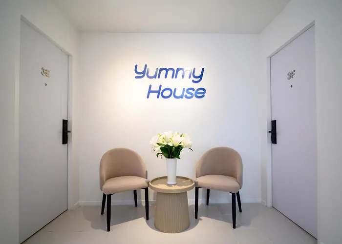 Yummy House Hotel Bangkok