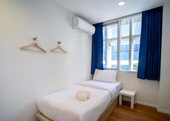 Yummy House Hotel 3*